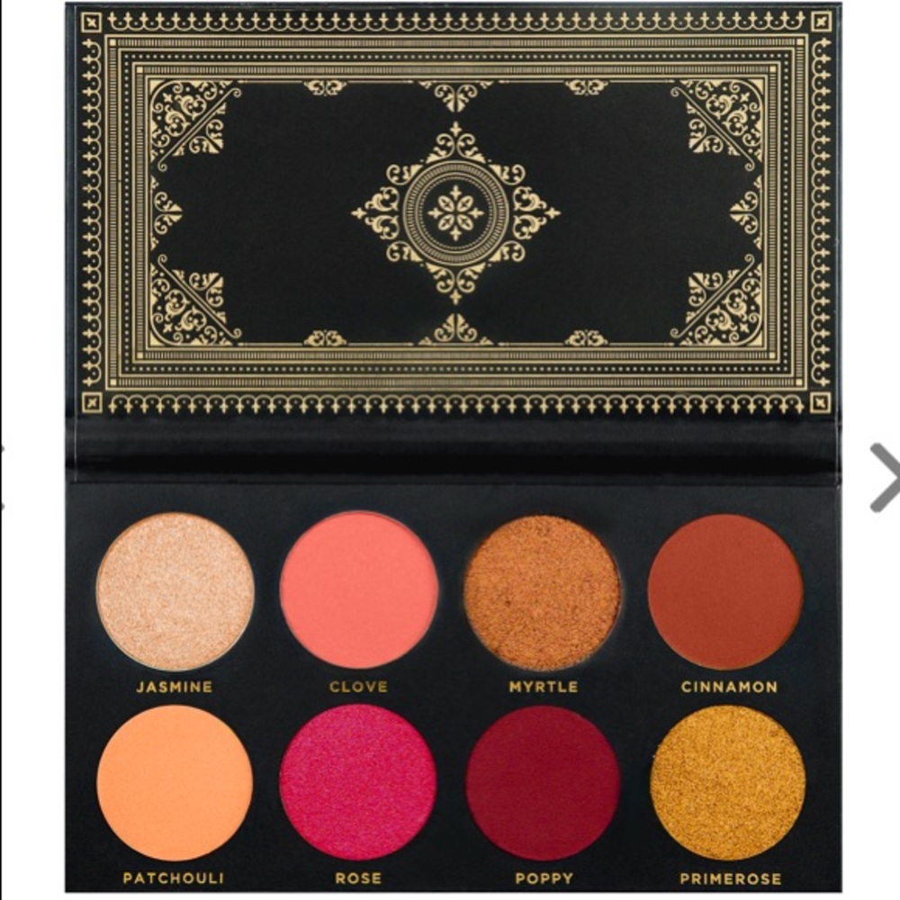 Grandiose Eyeshadow palette